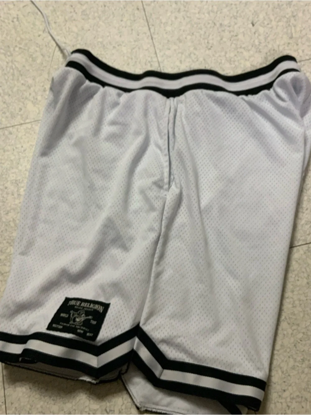 True Religion mesh mens Basketball Gym Sweat Shorts. 5 pockets NWOT. SZ. XL/T.